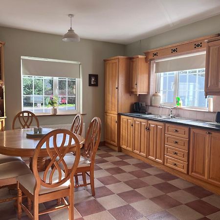 The Lodge Self Catering Castlerea Exteriör bild